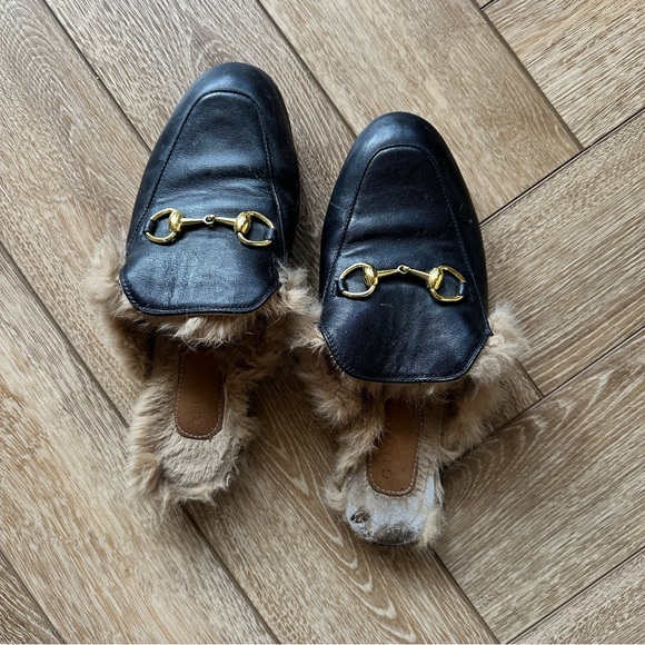 Gucci loafer slides size 38. Very loved - Picture 1 of 4